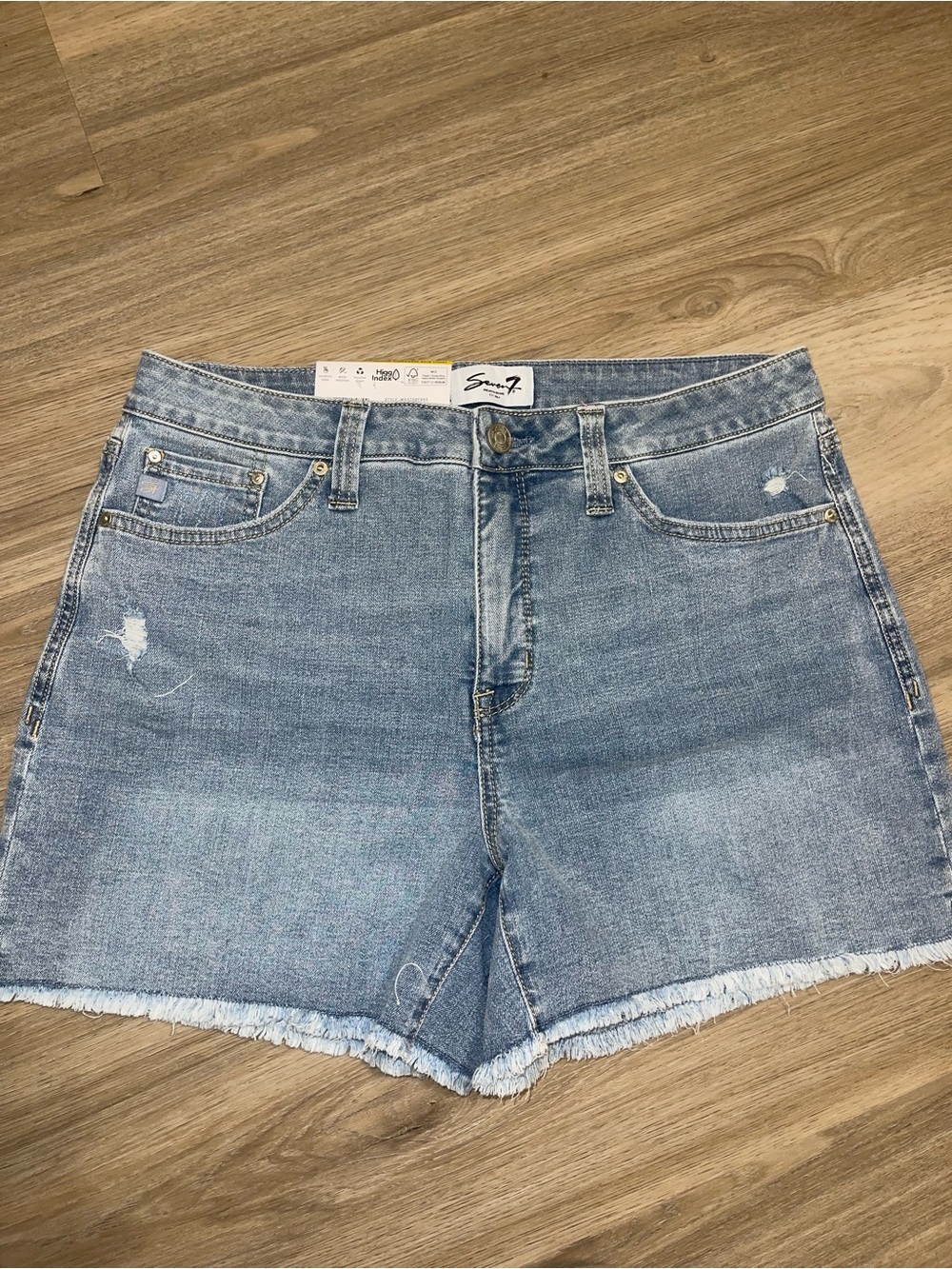 NWT Seven7 High Rise Distressed Denim Shorts – Frayed Hem